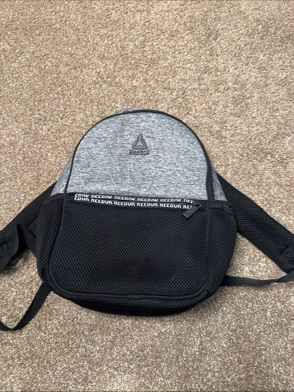 Reebok Gray and Black Mesh Front unisex mini Backpack excellent condition gym